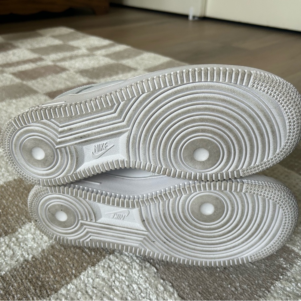 Nike Air Force 1 - Picture 5 of 6
